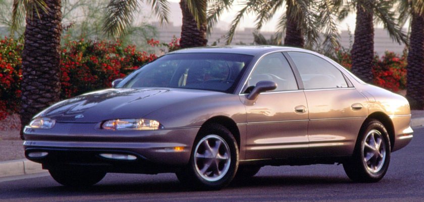 Oldsmobile Aurora 1995