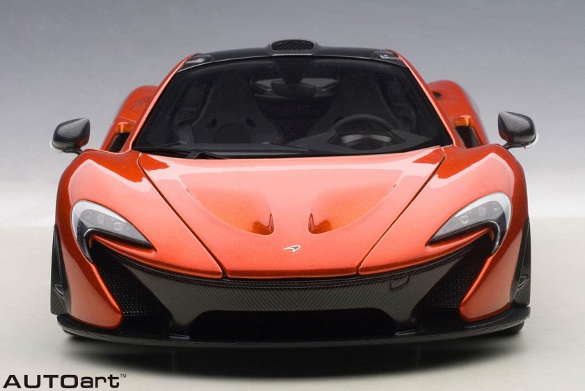 Машина MCLAREN p1