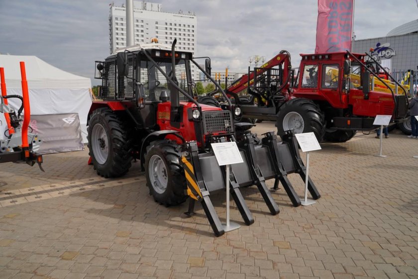 МТЗ 2022 Лесной