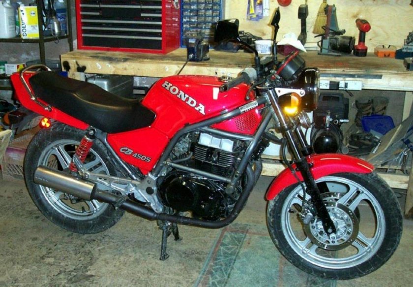 Honda cb450s