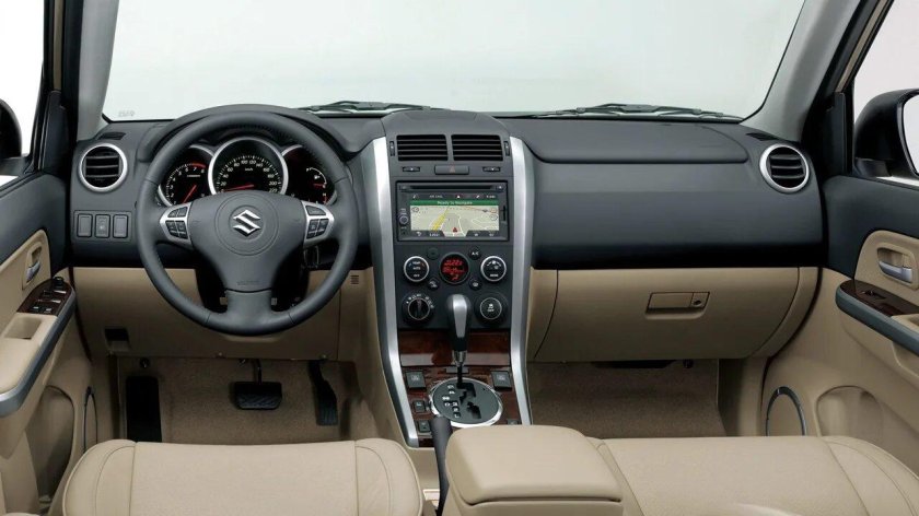 Suzuki Grand Vitara 2008 салон