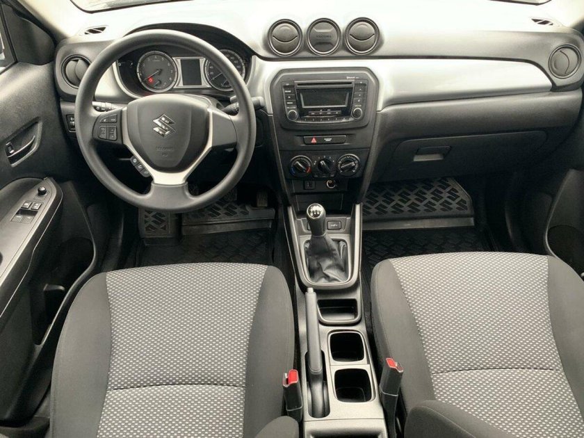 Сузуки Витара 2016 салон