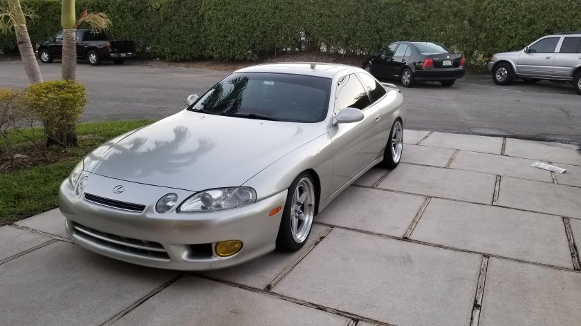 Lexus sc400