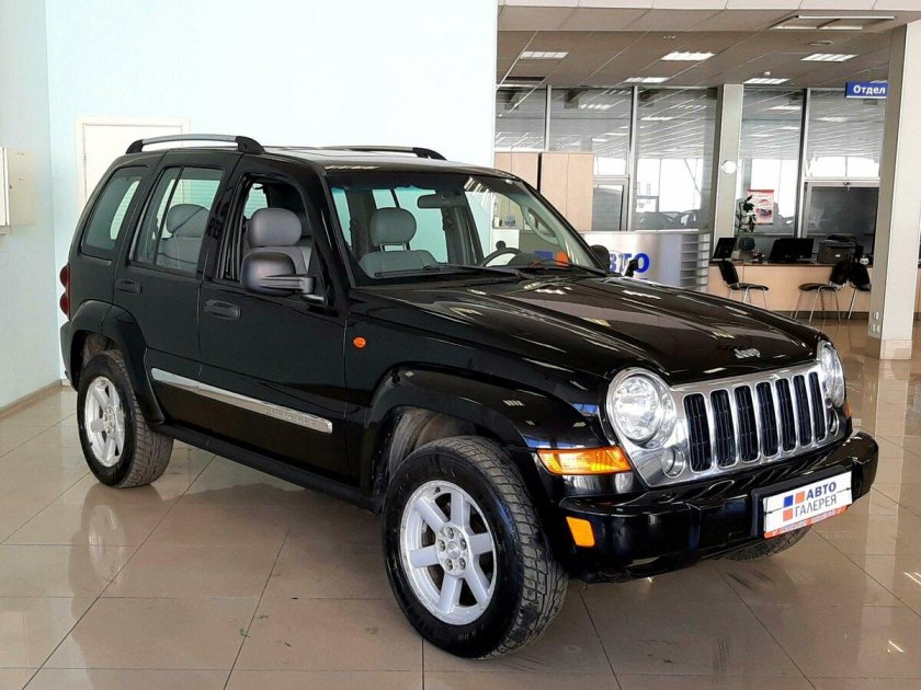 Jeep Cherokee KJ 2006