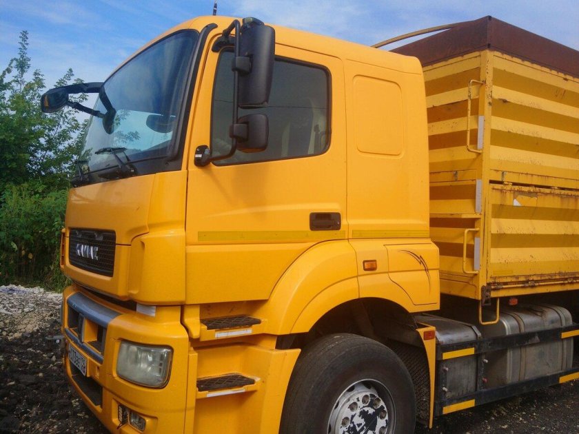 КАМАЗ мастер 65207