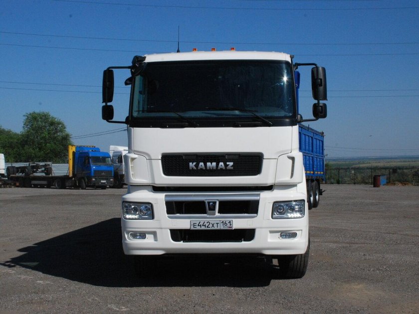 КАМАЗ 65207 s5 зерновоз