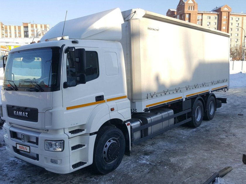 КАМАЗ 65207 тягач седельный