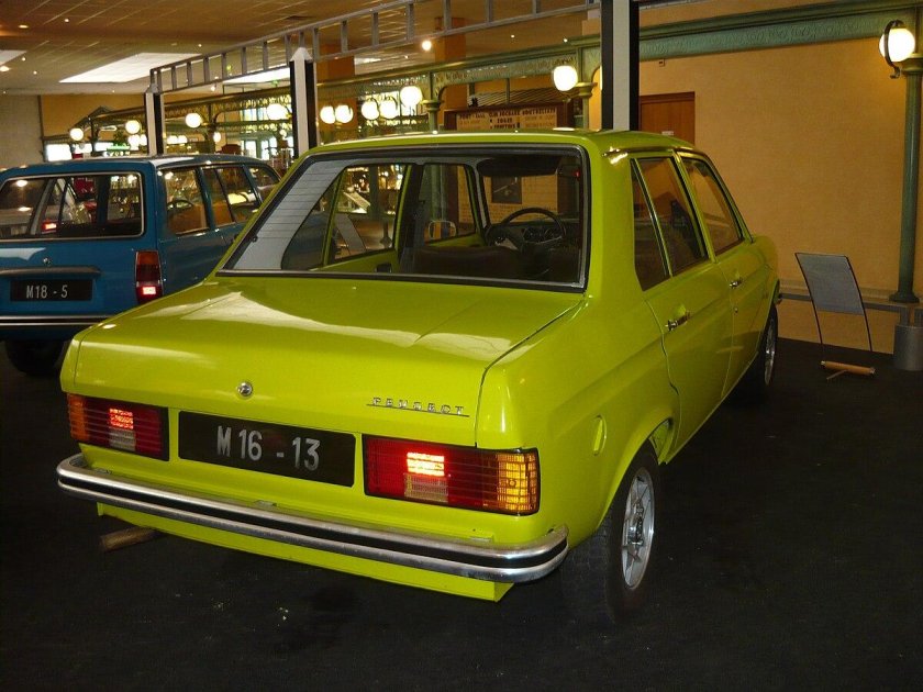 Пежо 104 седан