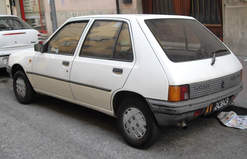 Peugeot 205