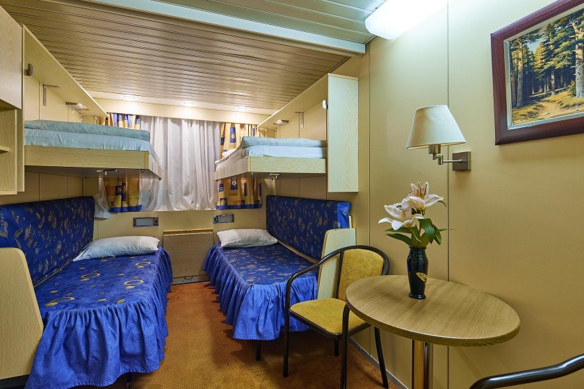 Теплоход Леонид Красин каюты