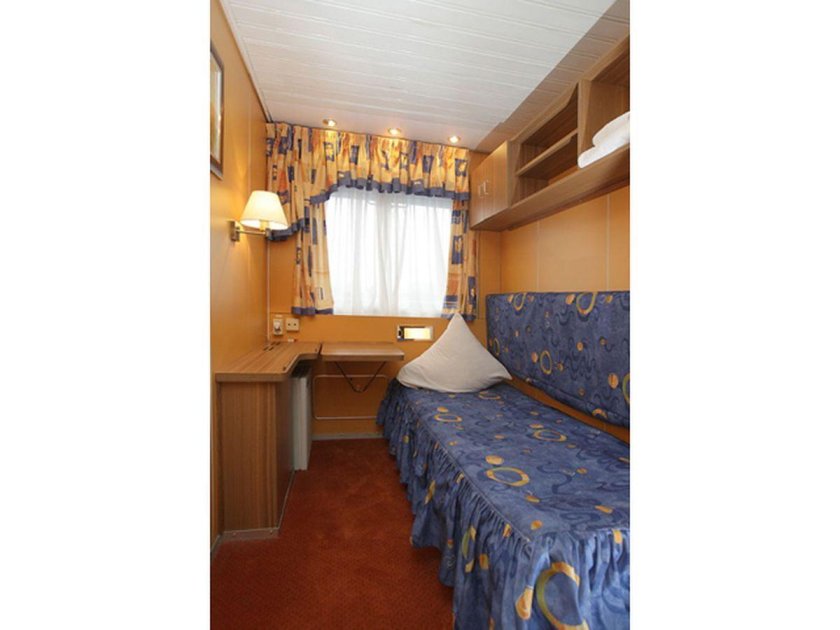 Теплоход Леонид Красин каюты