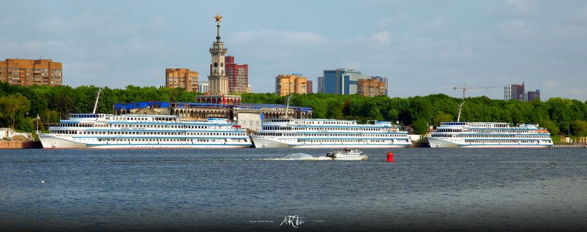 Теплоход Красин картинка