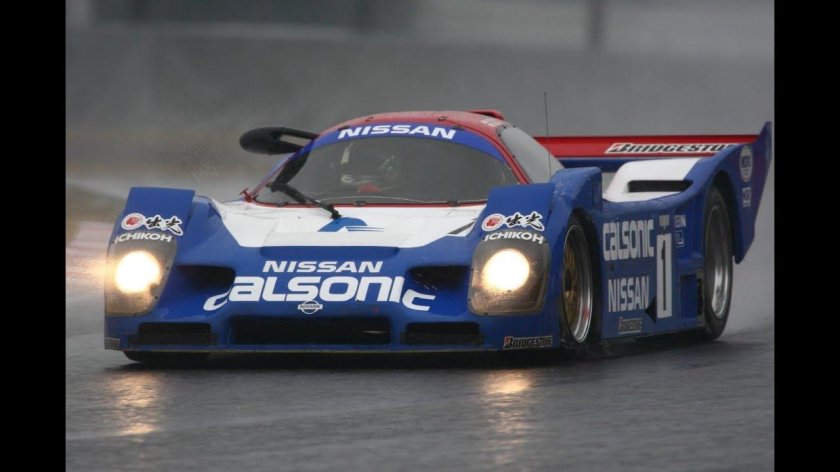 Lemans car Nissan r390