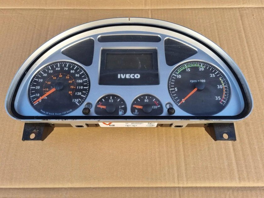 Панель приборов Ивеко Еврокарго