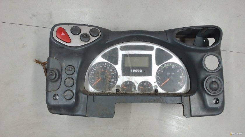 Приборная панель Ивеко Еврокарго