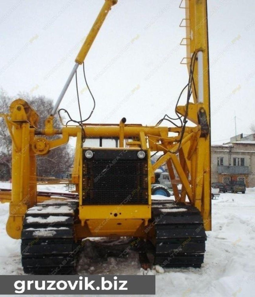 Сваебой СП 49д на базе т130