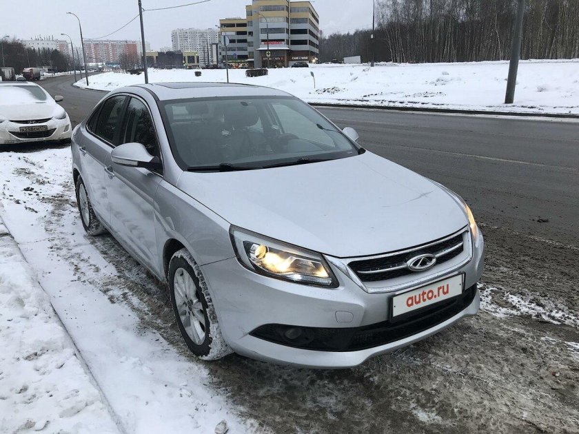 Чери 7 про серебристый