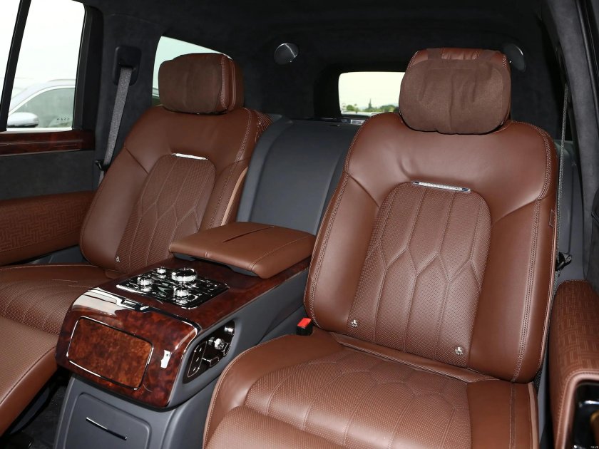 Китайский Hongqi ls7 внедорожник