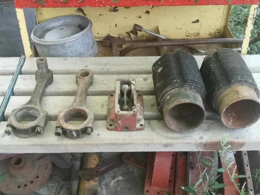 Разбор трактора т-25 на запчасти