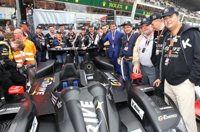 Nissan команда