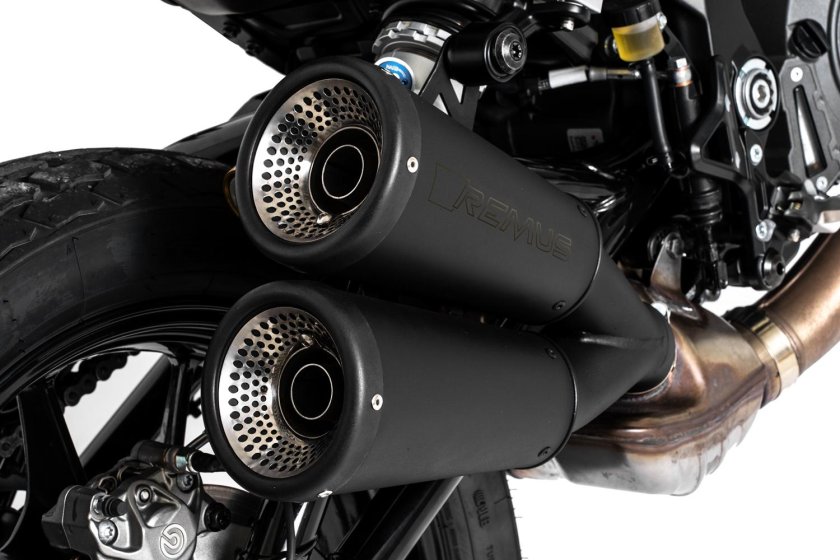 Indian FTR 1200 выхлоп Akrapovic
