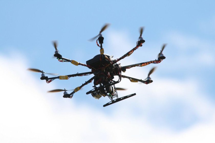 Октокоптер r18 Украина