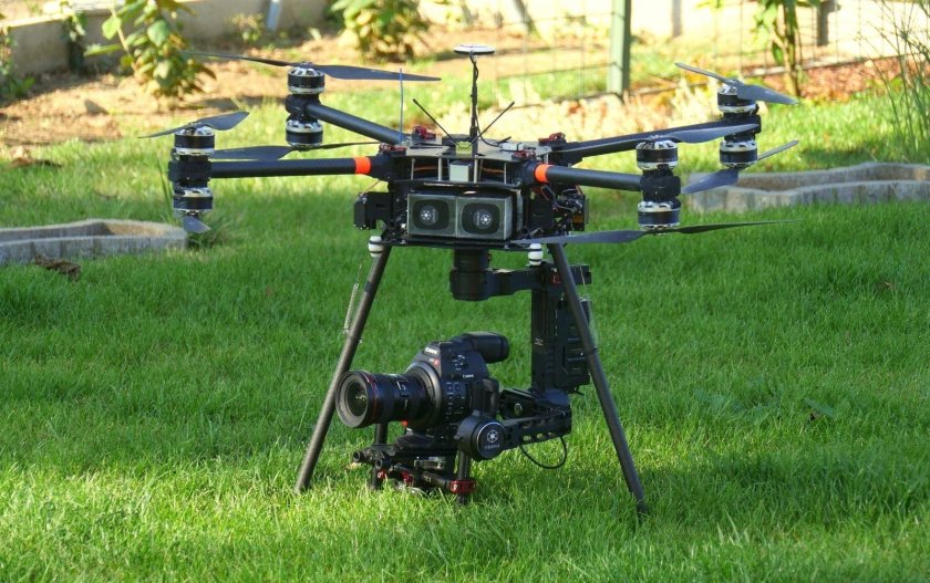 Соосный квадрокоптер