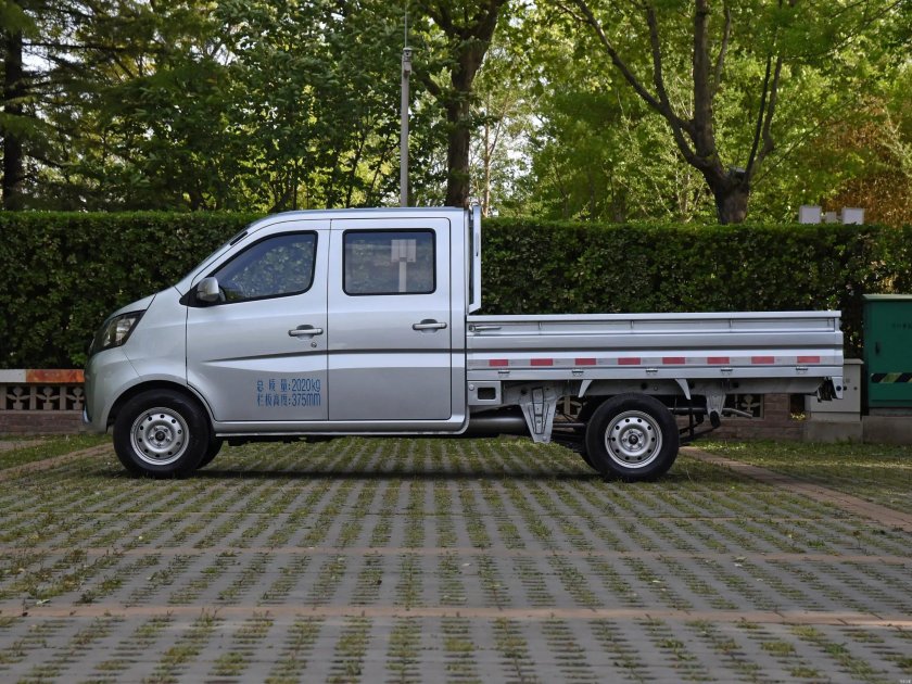 Чанган мини грузовик