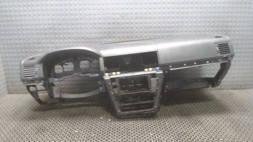 Opel Vectra c Торпедо