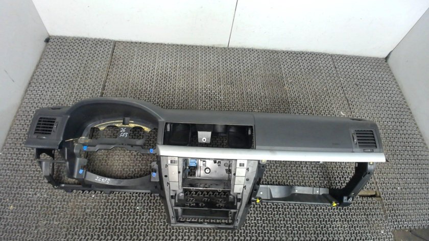 Динамик в торпеде Опель Вектра ц