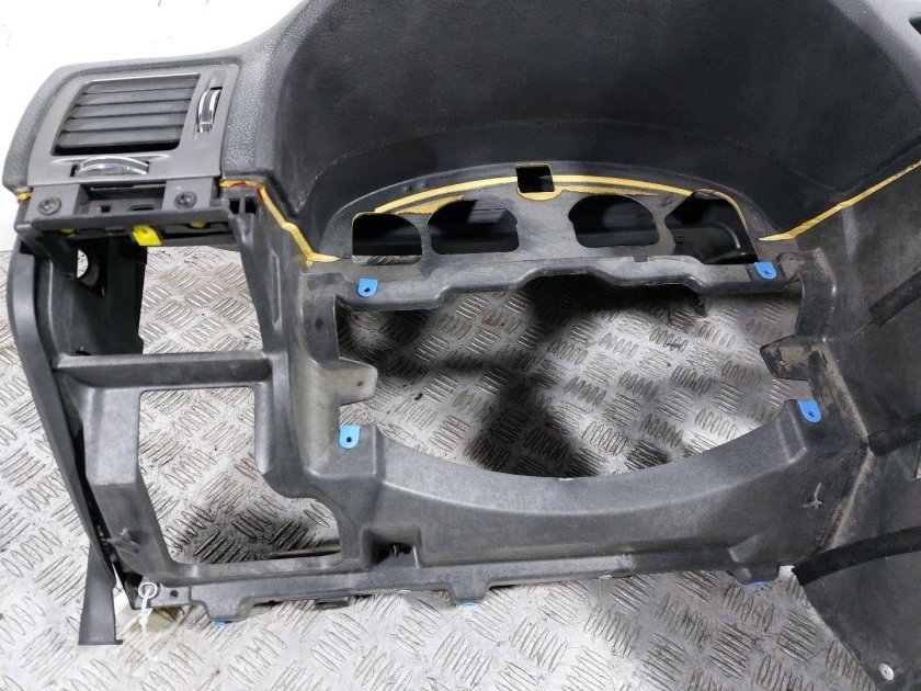 Opel Vectra c торпеда