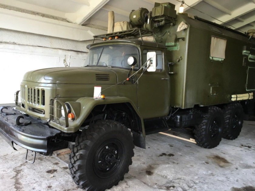 ЗИЛ 131 военный с кунгом