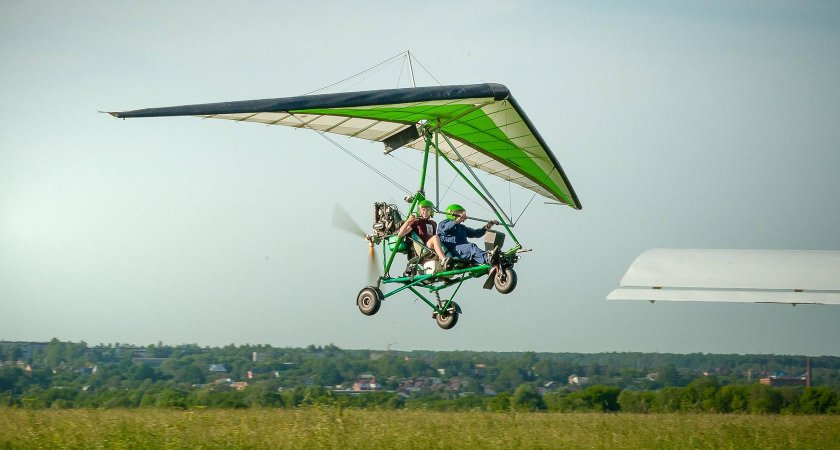 Дельталет с жестким крылом