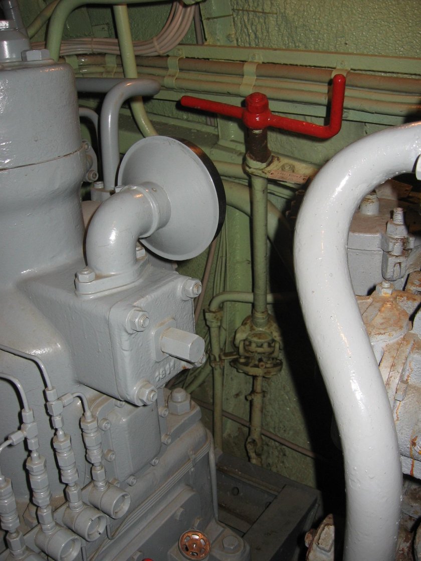 Кингстон (клапан)