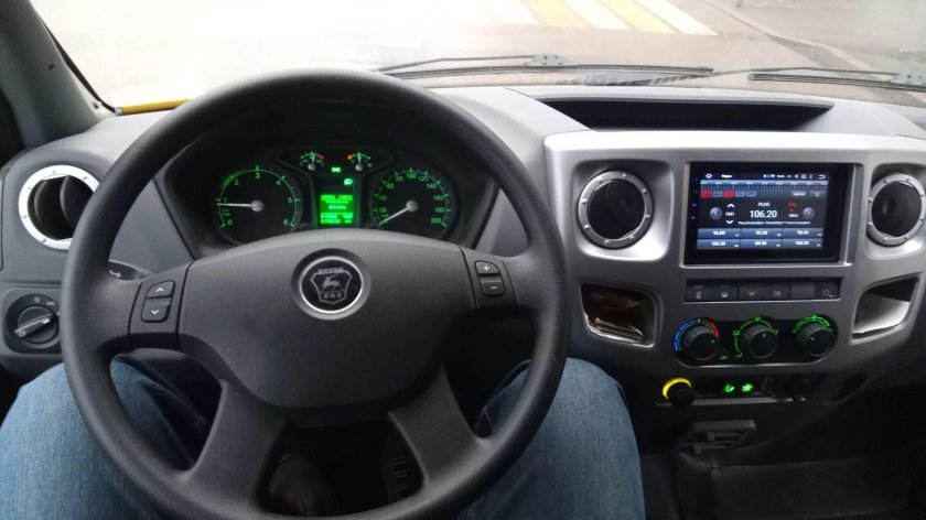 ГАЗ 27527 приборная панель