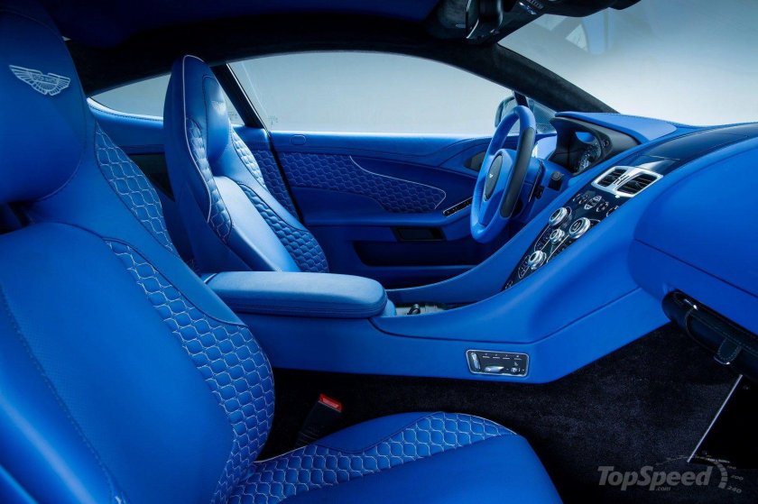 Aston Martin Vanquish салон