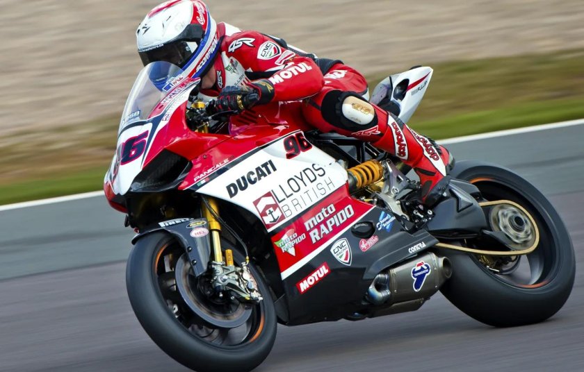 Мотоцикл гонщика