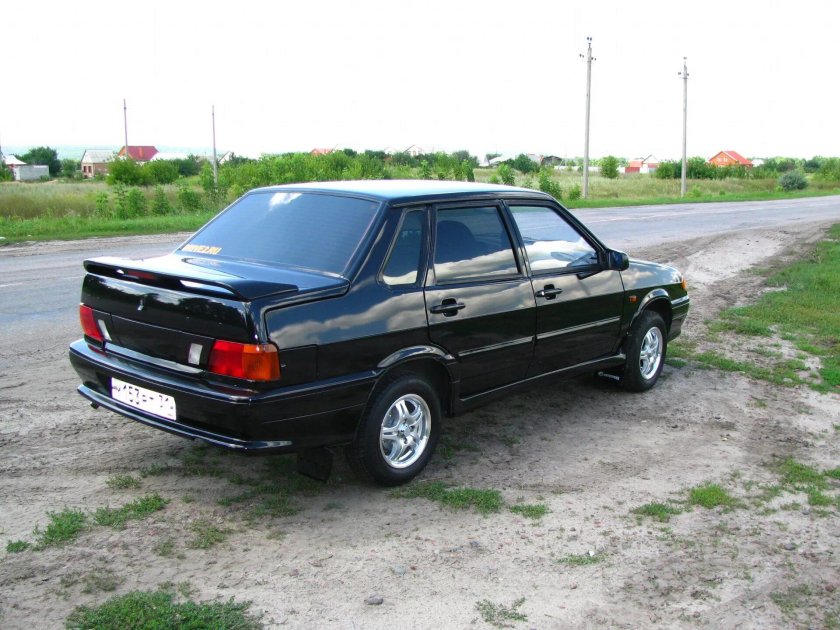 ВАЗ 2115 черная