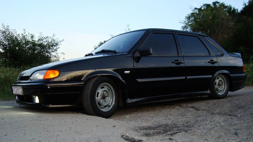 ВАЗ 2115 опер черная тонированная