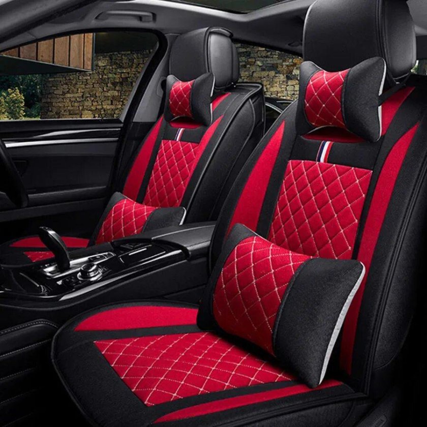 Авточехлы красные rav4