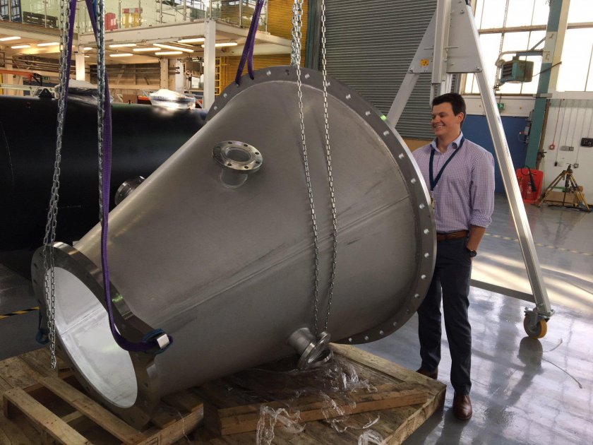 Спасательная капсула на подводной лодке