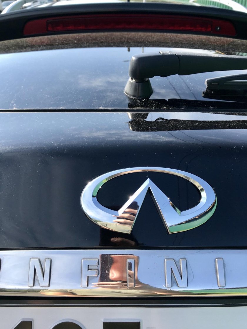 Chery m11 значок Инфинити