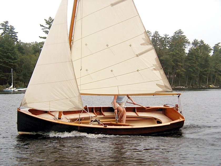 Швертбот Dinghy