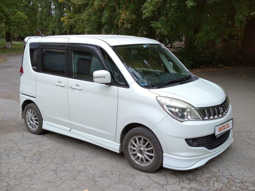 Митсубиси Делика д2