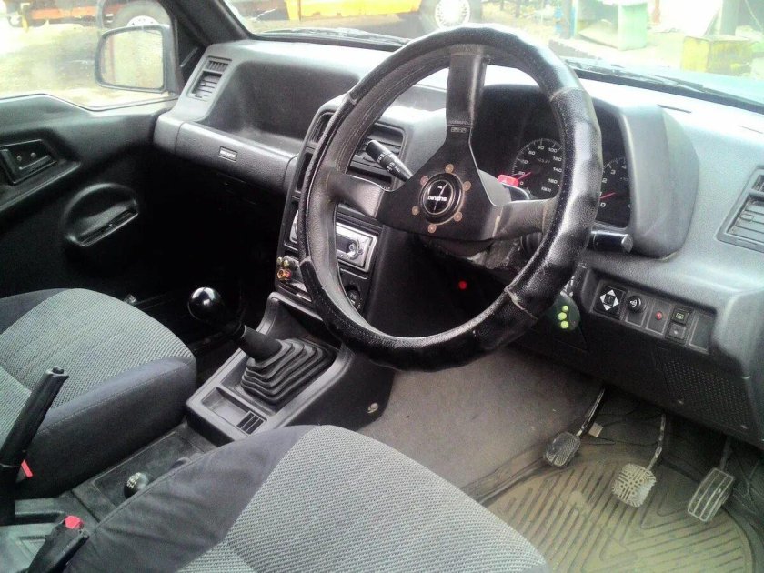Suzuki Escudo 1994 салон