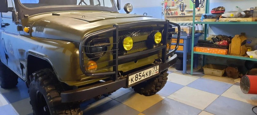 Кенгурятник на УАЗ 469