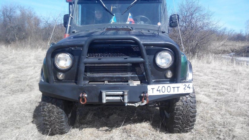 Кенгурятник на УАЗ 3151