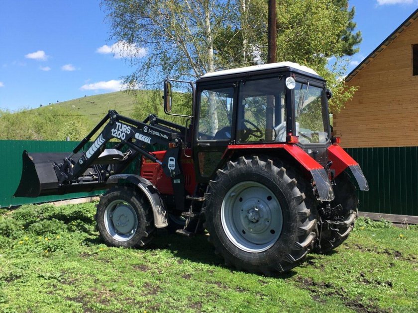 Трактор 892.2