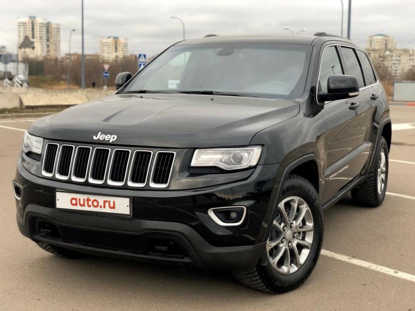 Jeep Grand Cherokee 2013 год