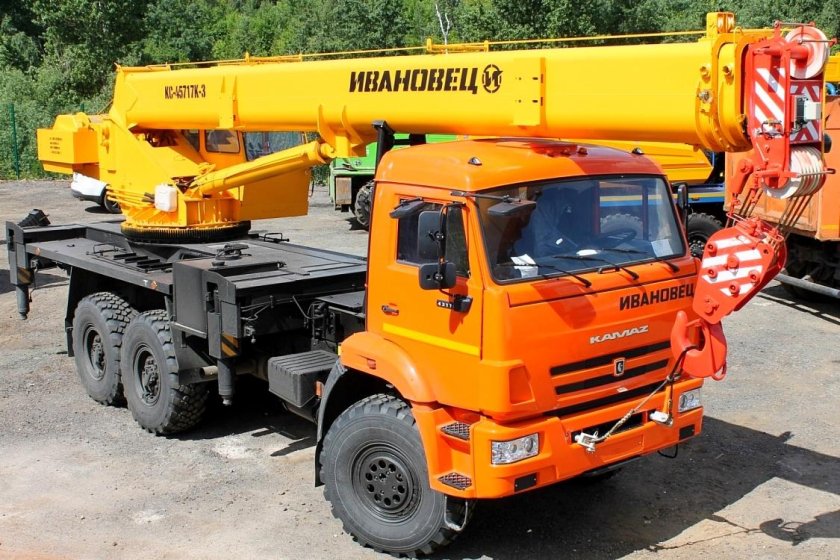 Автокран КС-45717